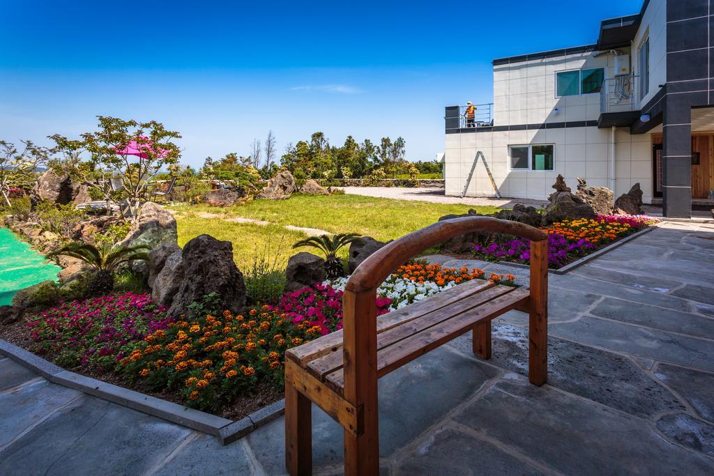 Gloryhill Pension Seogwipo Extérieur photo